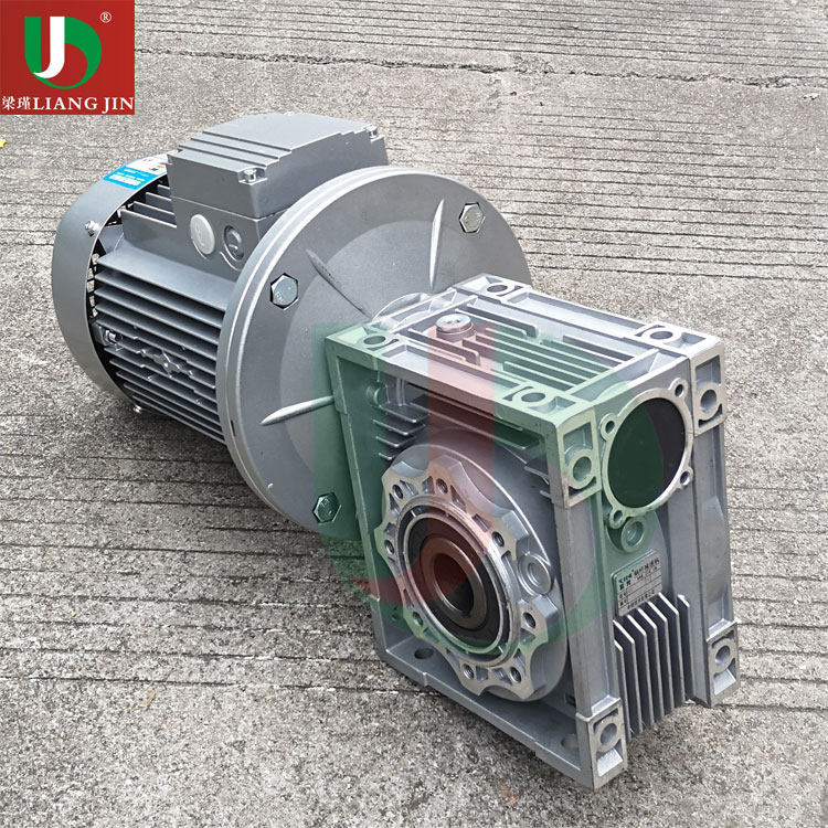 減速機(jī)在風(fēng)力電車設(shè)備上有哪些用途