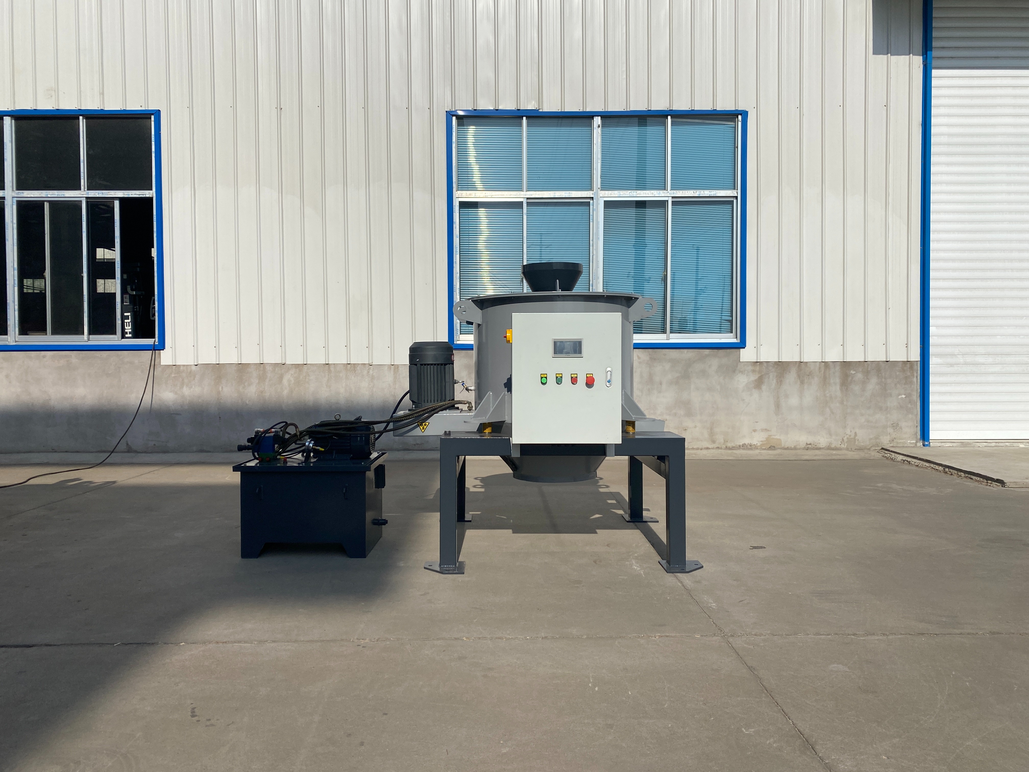 某高温合金材料有限公司定制恩派特全自动脱油机客户案例