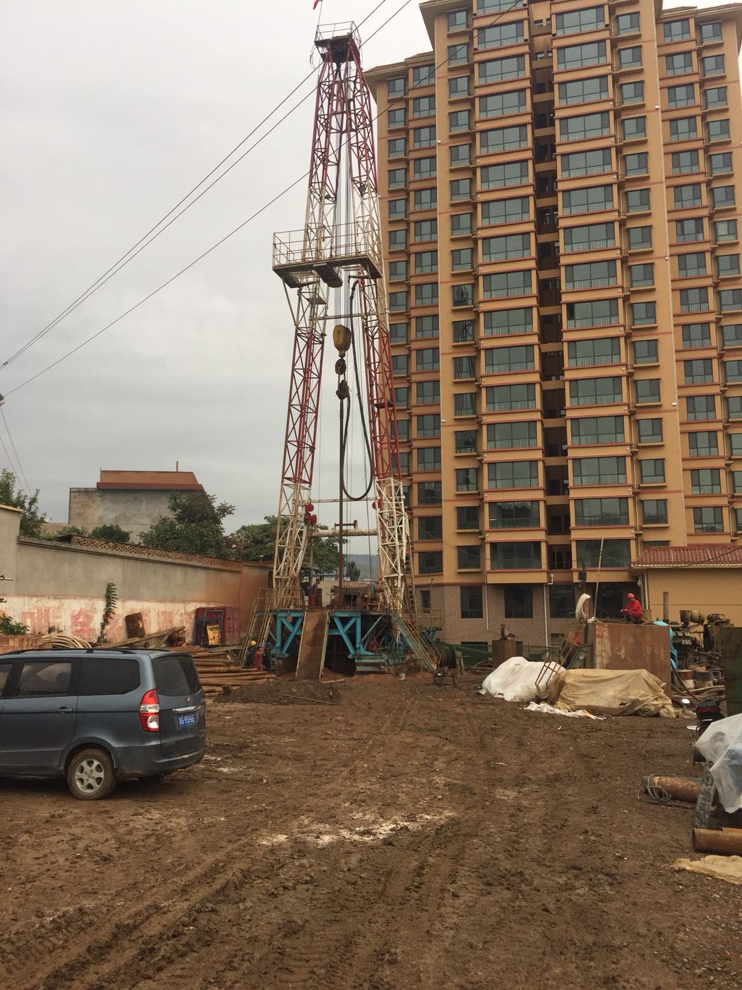 打地热钻井费用多少钱